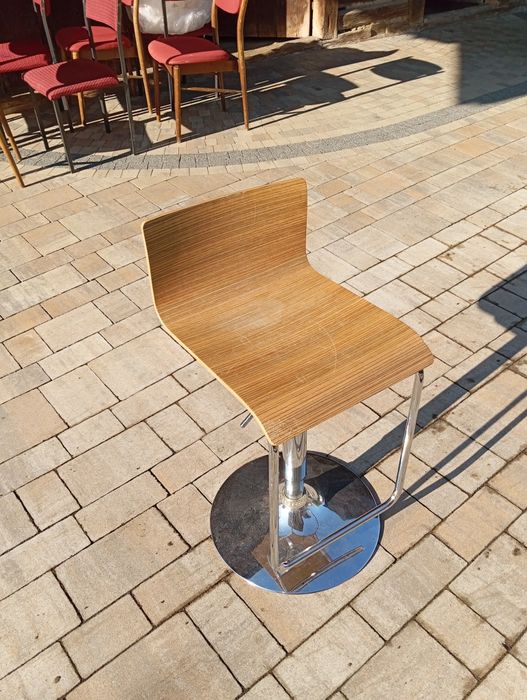 Krzesło barowe hooker