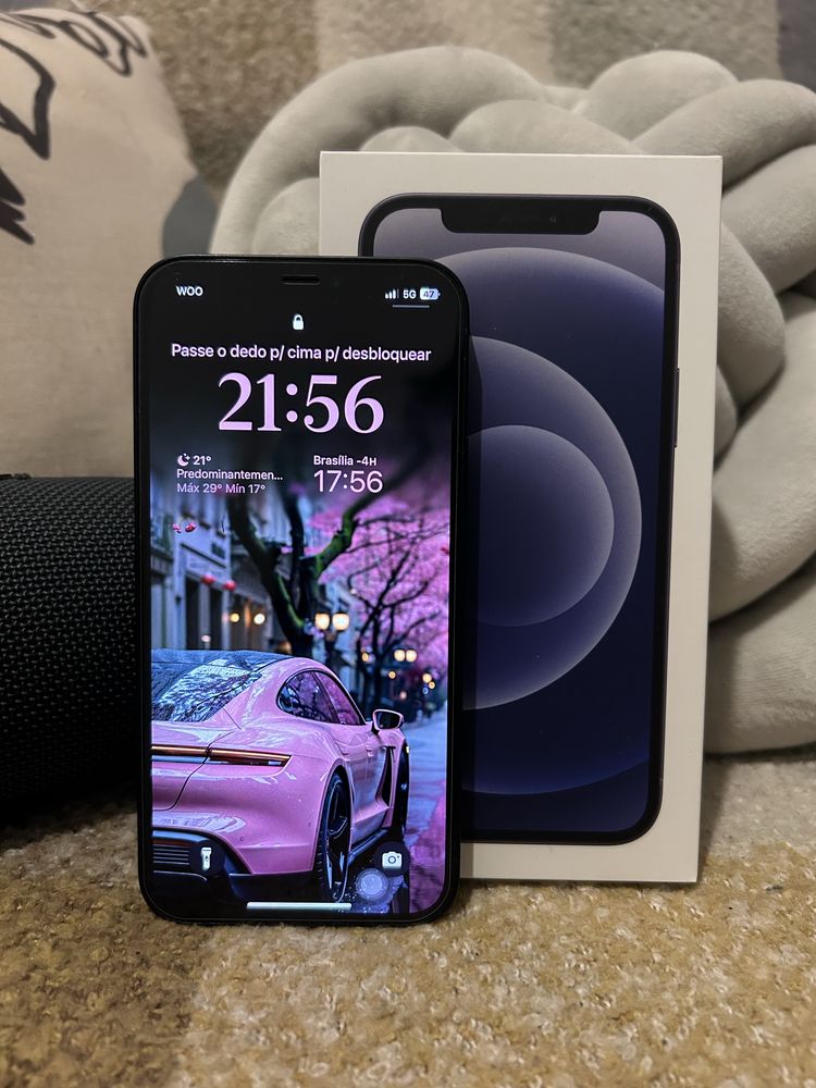 IPhone 12 muito conservado