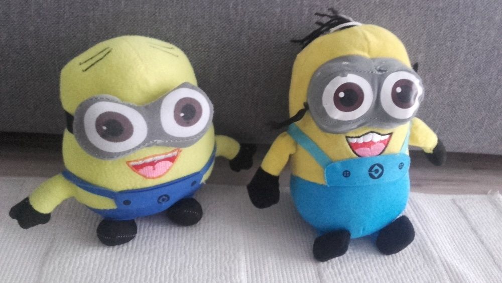 Minionek pluszak,minionki zabawki 2 szt