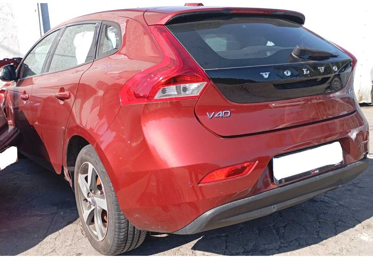 Volvo V40 1.6 Diesel 2014 | PARA PEÇAS |