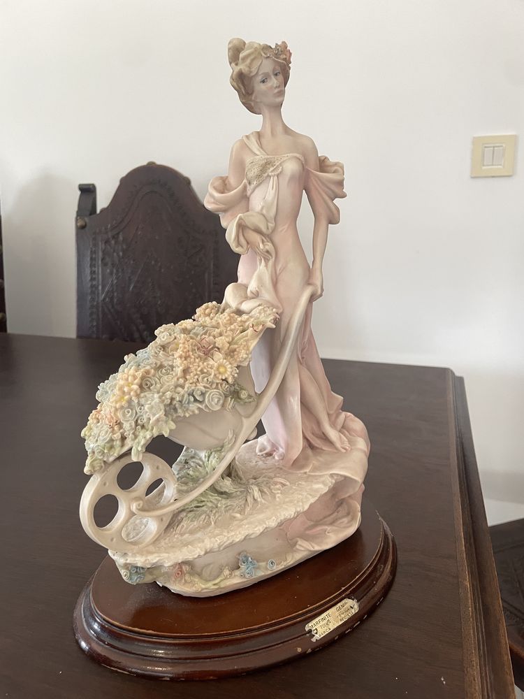 Estatueta decorativa