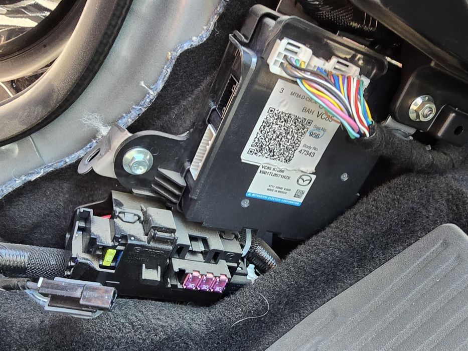 Блок BCM,  иммобилайзера, двигателя  проводка mazda cx30 24г