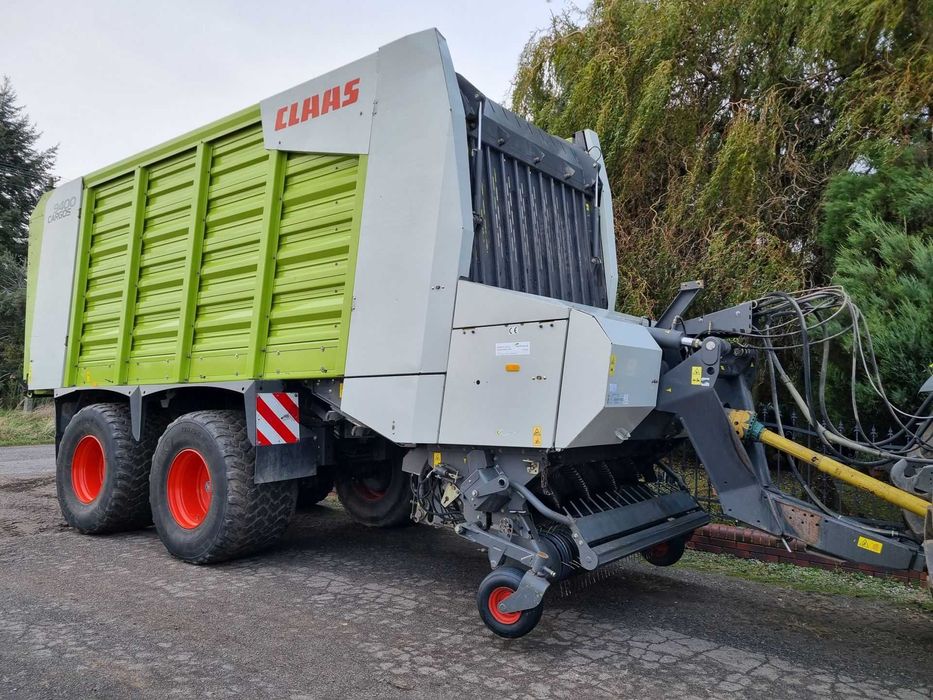 Claas Cargos 9400 przyczepa samozbierająca dwuzadaniowa walce wózek