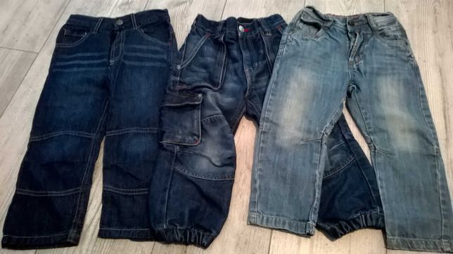 Spodnie jeansowe chłopięce roz. 98 3 sztuki.