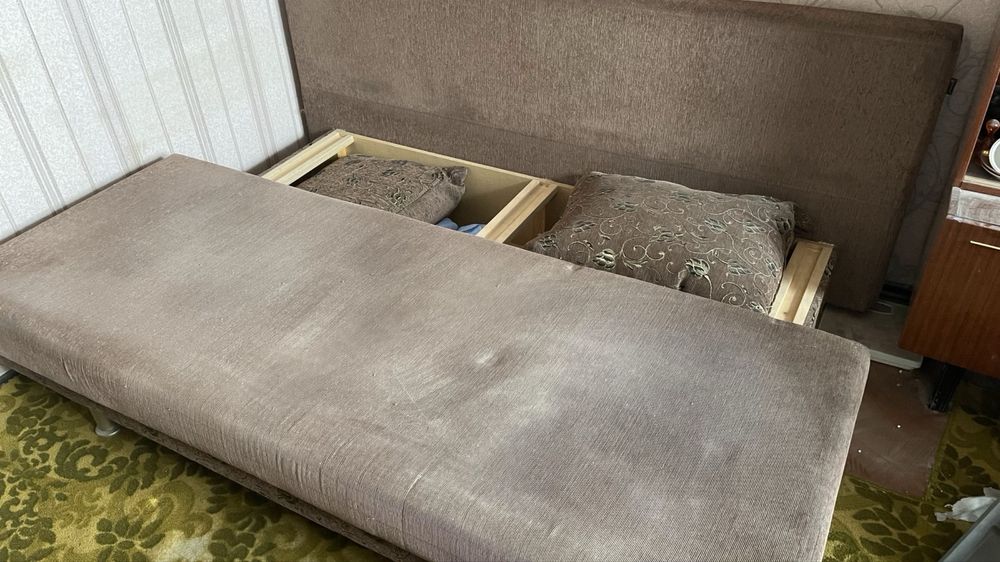 Продам диван Алеся Константа