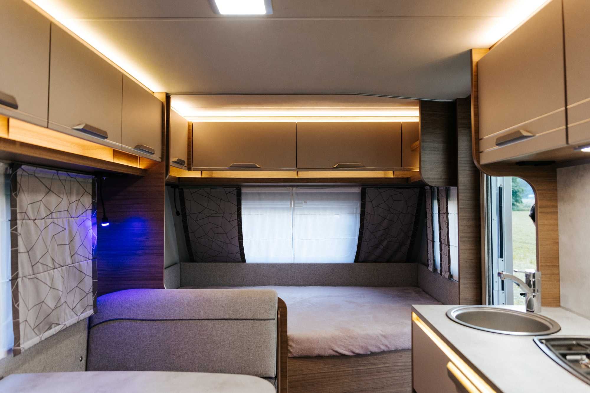 Wynajem przyczepa kempingowa KNAUS  Sport 500 KD NOWA 6 osób 1400DMC