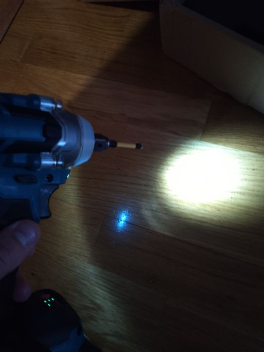 Гайковерт імпакт. Безщіткові .Зарядне.  Без АКБ.