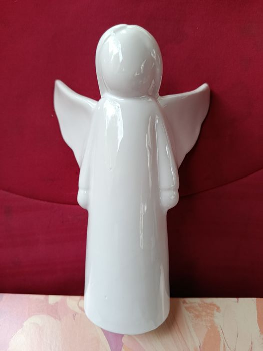 Anjo branco ceramica