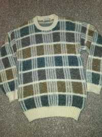 Махеровый свитер 50-52 размер