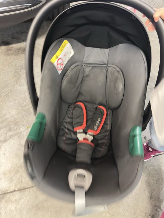 Cybex Cama e Cadeira bebe e 2 isofix