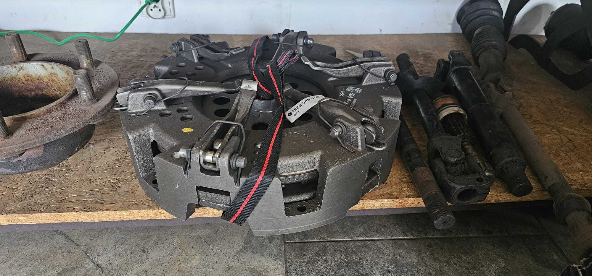 Tarcza sprzęgła Mercedes Unimog sprzęgło docisk łożysko koło zamachowe