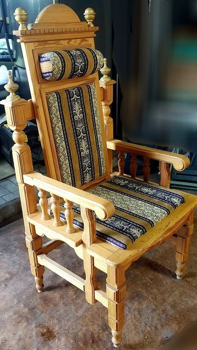 Продам комплект мебели для кухни б.у