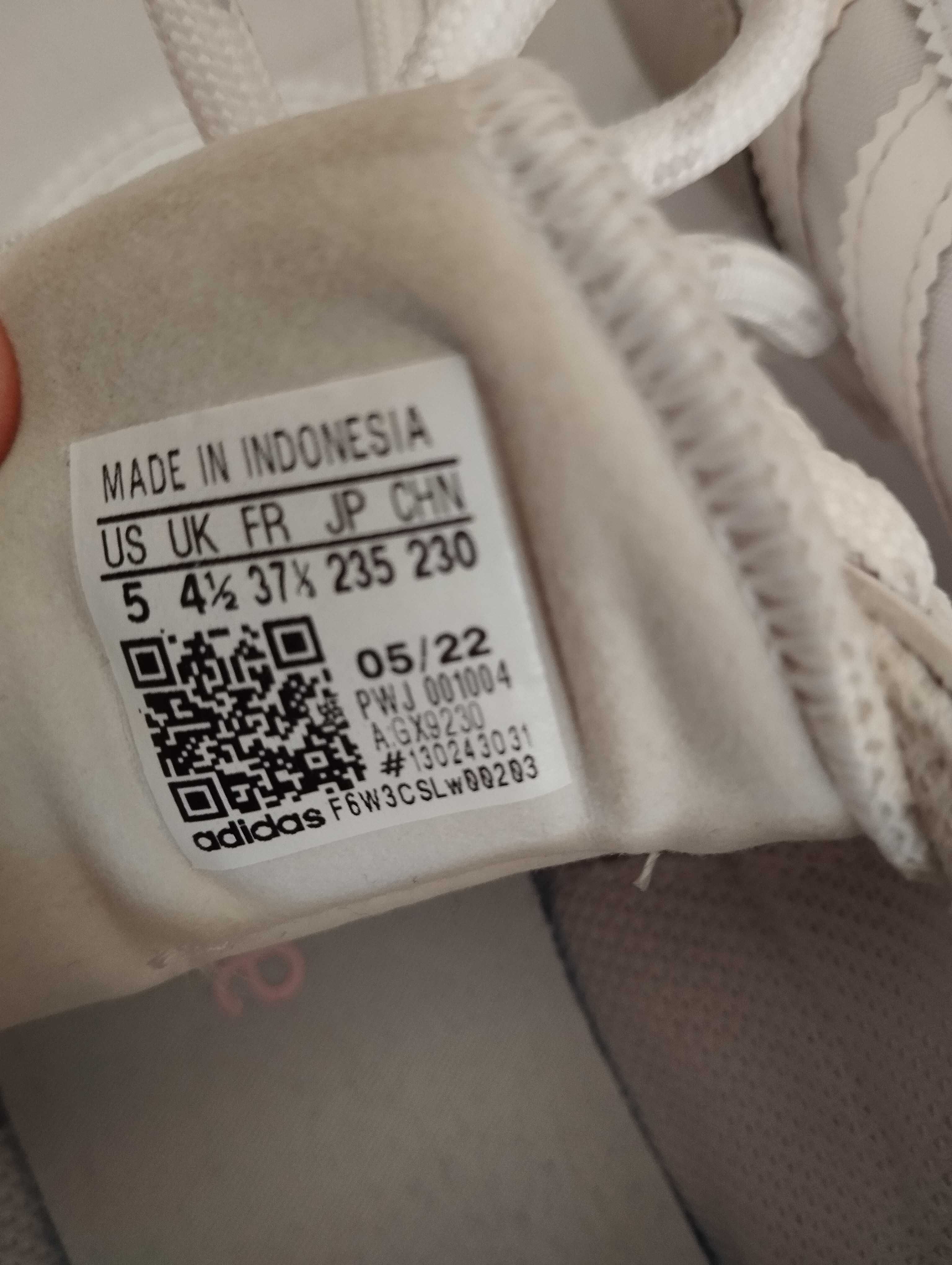 Кросівки Adidas Originals
Retropy F2