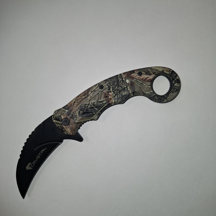 Nóż składany karambit
