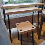 Ikea FRIDNÄS Stolik Lęgowy (brak jednego taboretu)