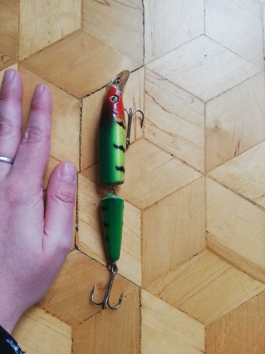 przynęty nowe spławiki haczyki ciężarki spinning raczki wobler