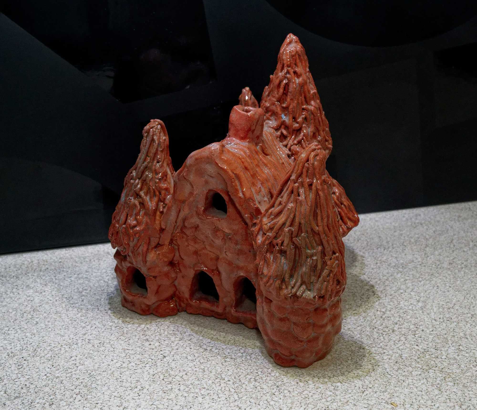 Figurka domek kominek świecznik gliniany naturalny tealight