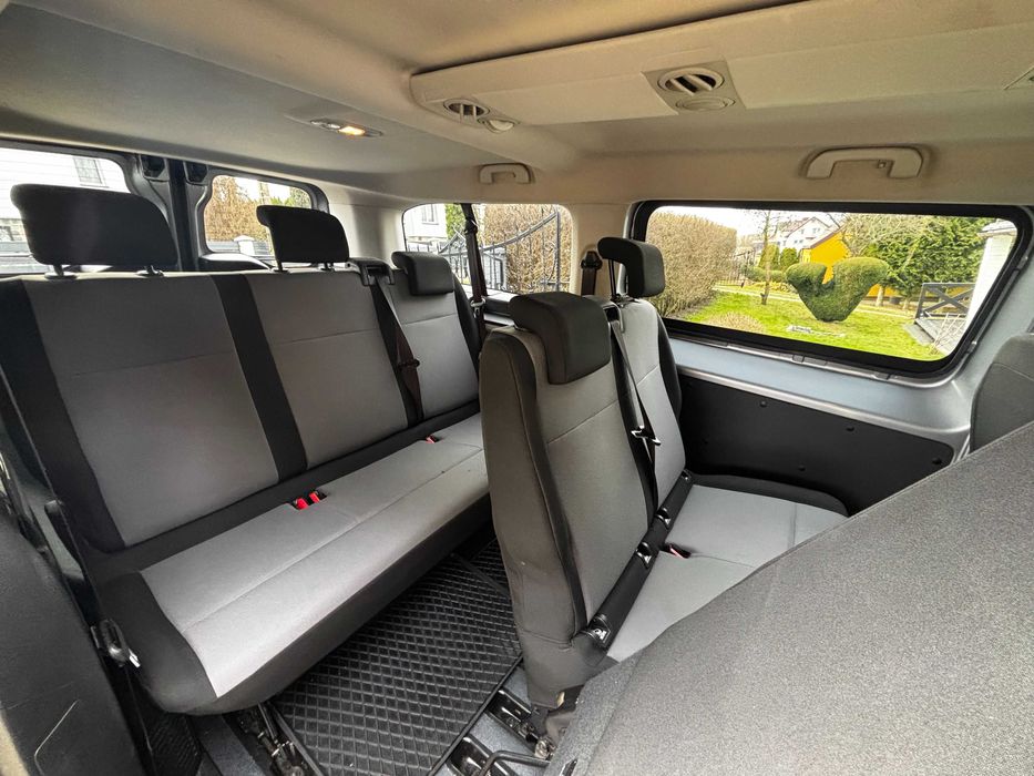 Opel Vivaro 9 osobowy max , długi 2,0 diesel 60500 + Vat