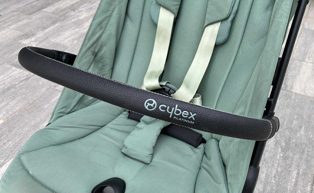Wózek spacerowy Cybex Coya Matt Black/Leaf Green