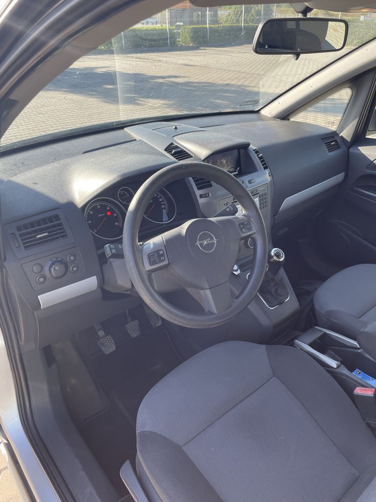 Opel Zafira B 1.9 cdti