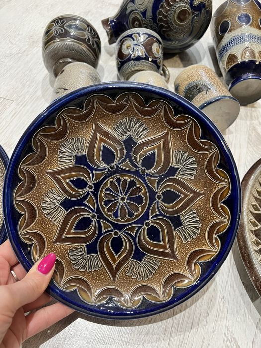 Handarbeit talerze ozdobne kubki wazon dzban 1971 vintage omplet