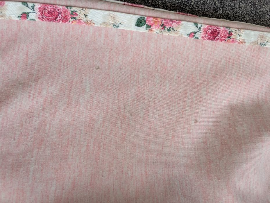 Spodnie dresowe r. 140-146