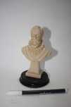 Busto - Luis de Camões