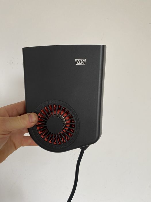 Обігрівач автомобільний