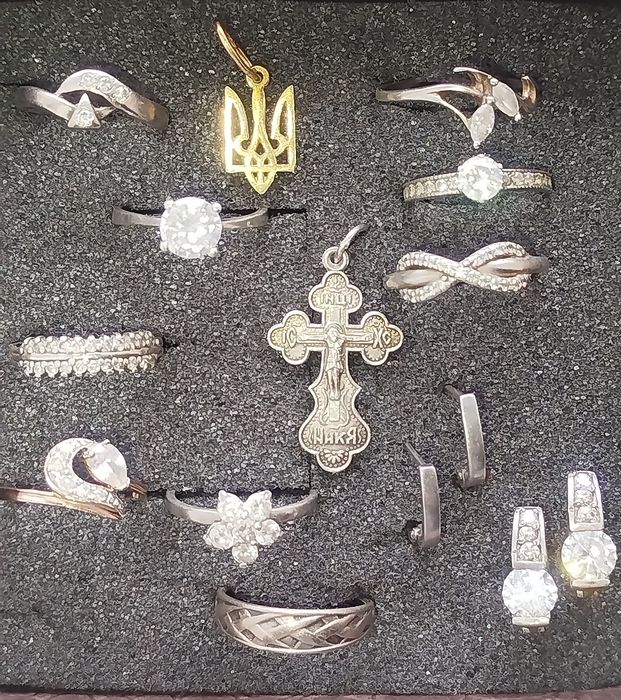 Серебряные украшения кольца крестик серьги кулон