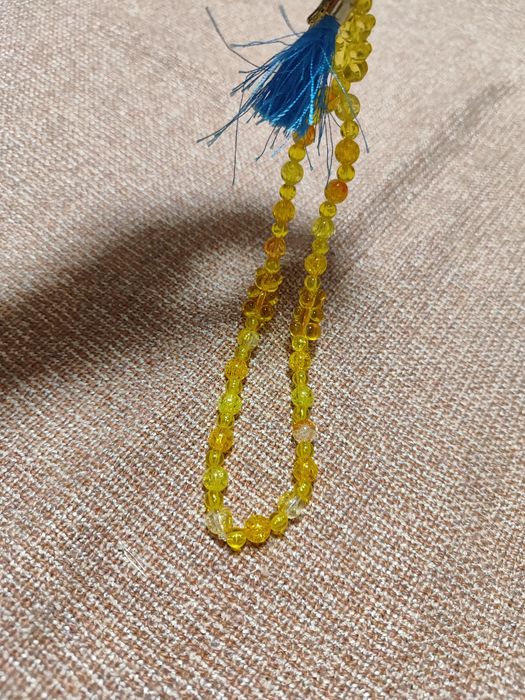 Żolta długa zawieszka do telefonu komórkowego