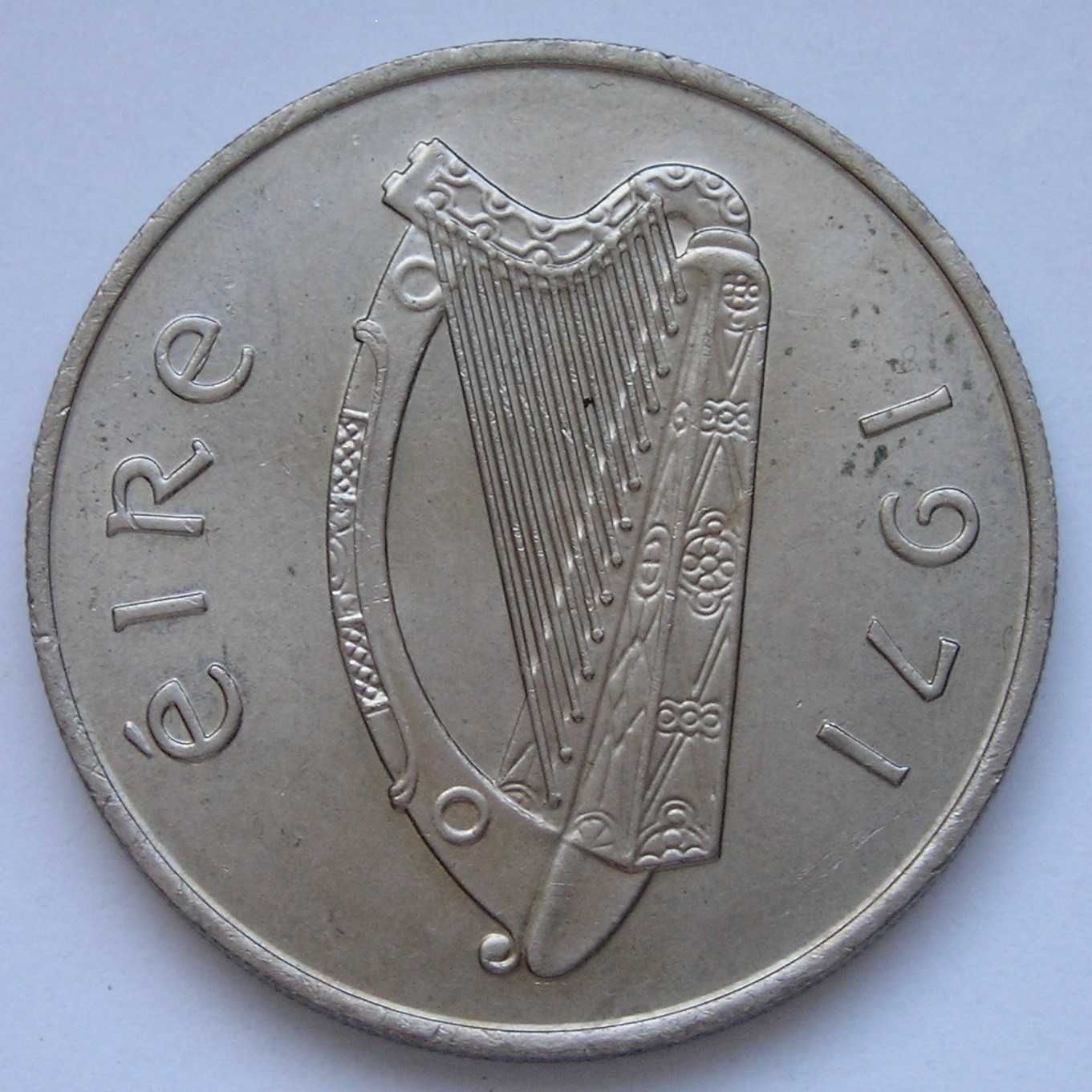 Irlandia 10 pens pence 1971 - łosoś - stan 1/2