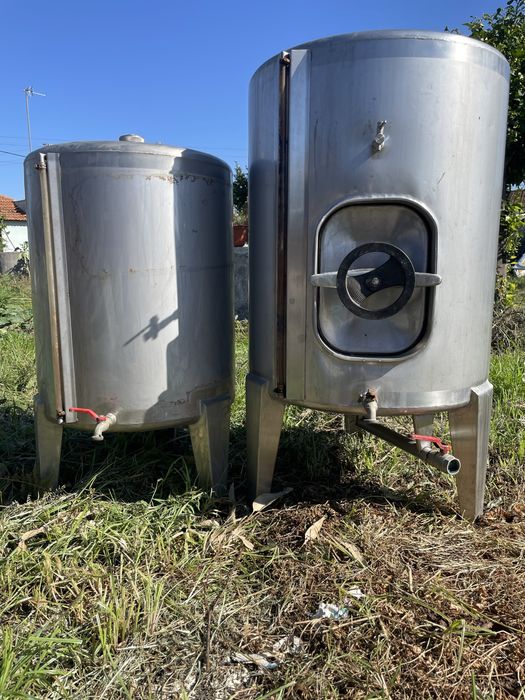 Vendo duas  Cubas inox estao como novas