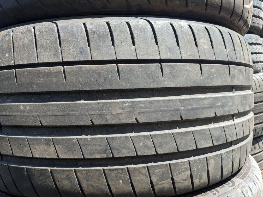 255/35R20 Goodyear 2022рік
