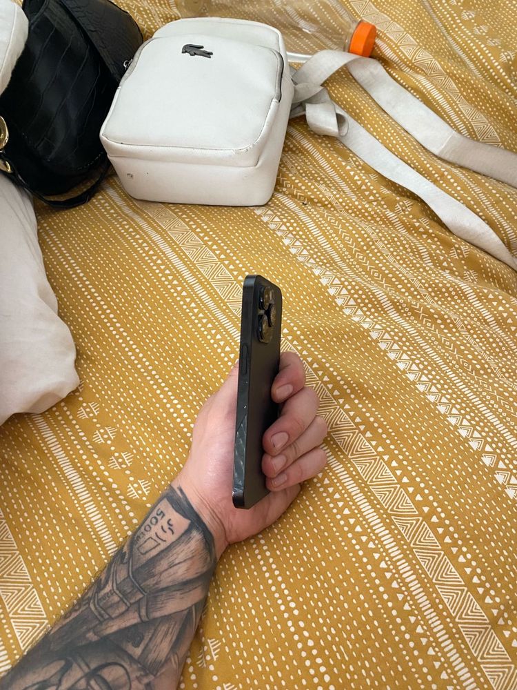 Iphone 14 pro com 256GB OTIMA OPORTUNIDADE