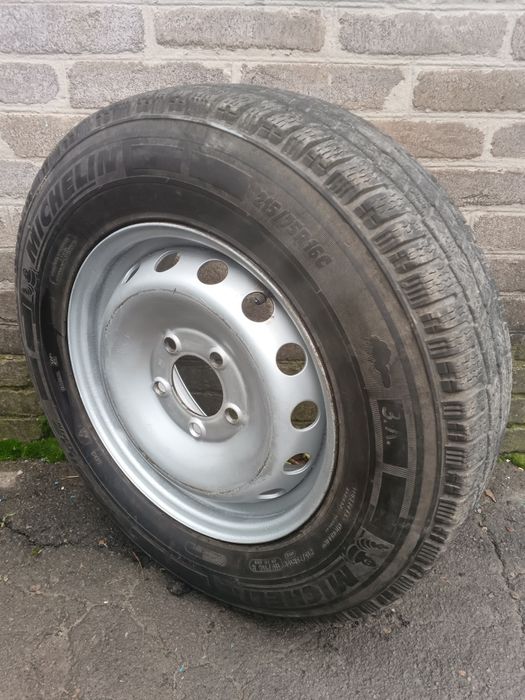 Продам запасне коліща 215/75 R 16C