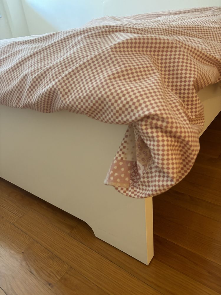 Cama Ikea - Askvoll - 160x200 cm + Estrado + colchao