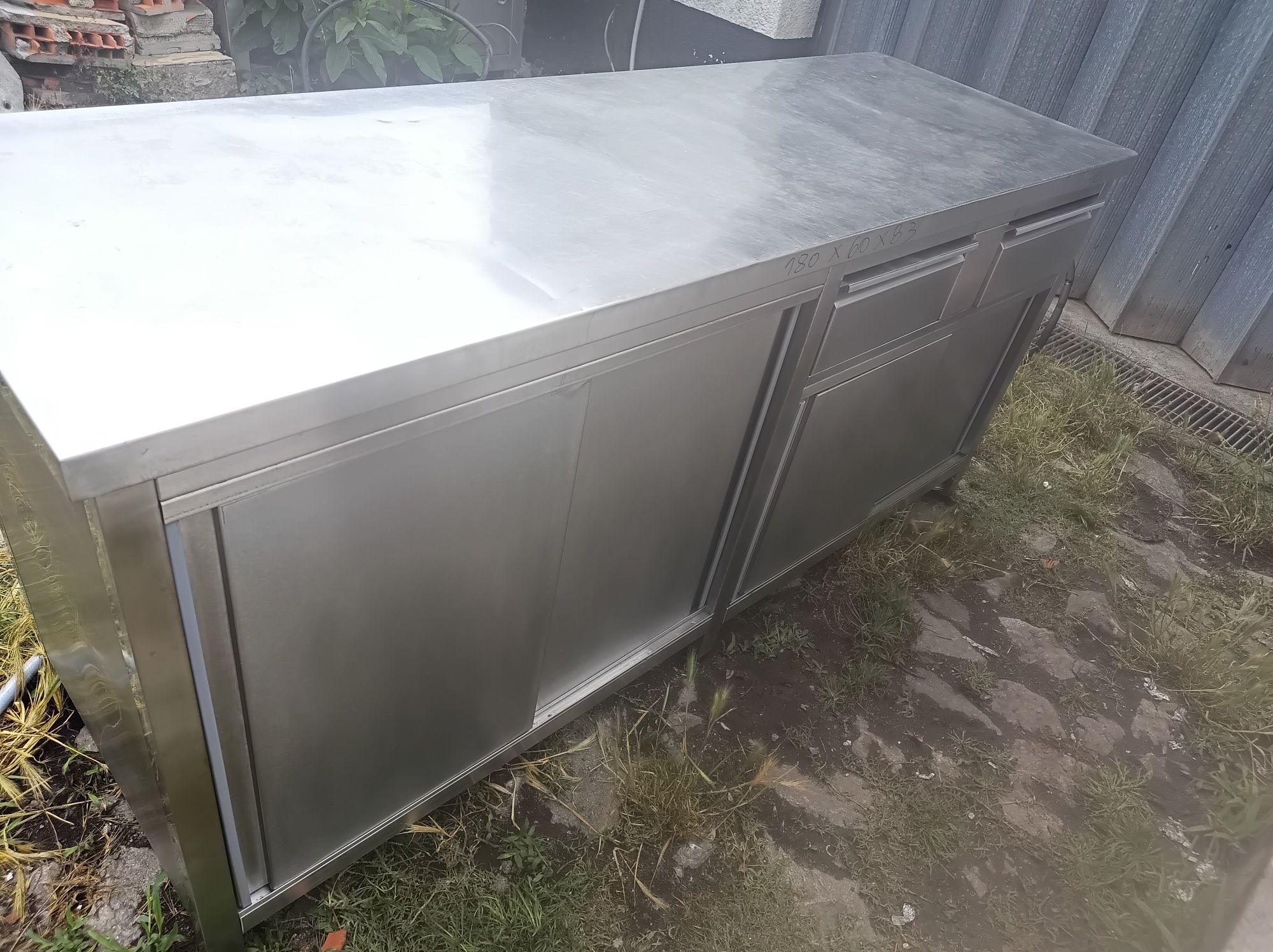 Bancada inox com portas e gavetas