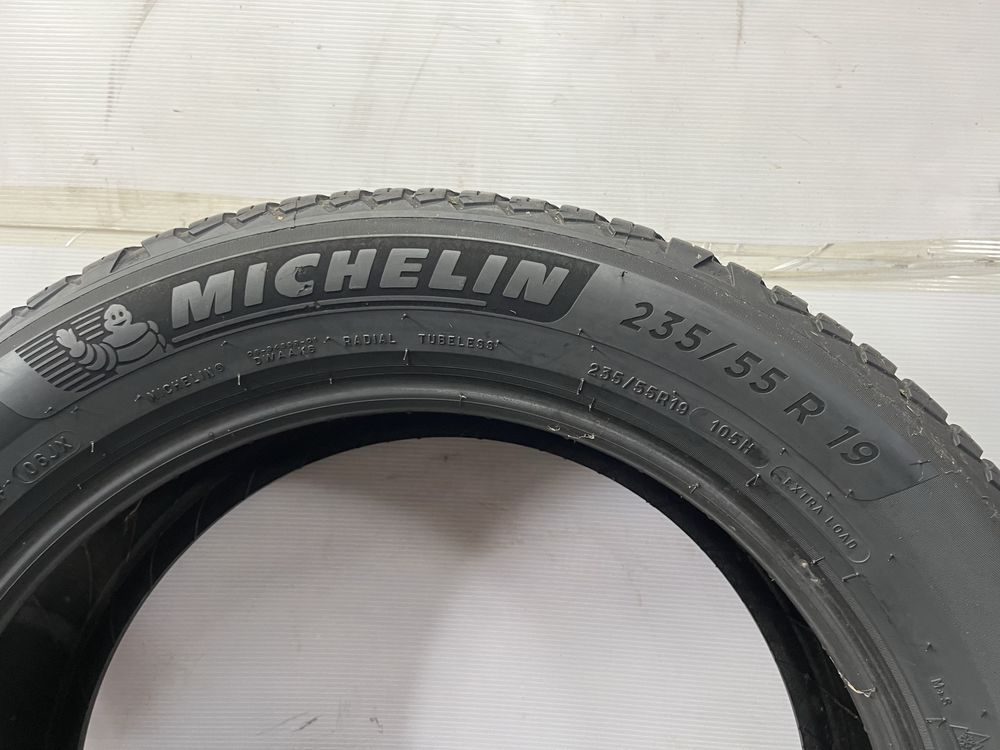 235/55/19 105H Michelin Cross Climate2