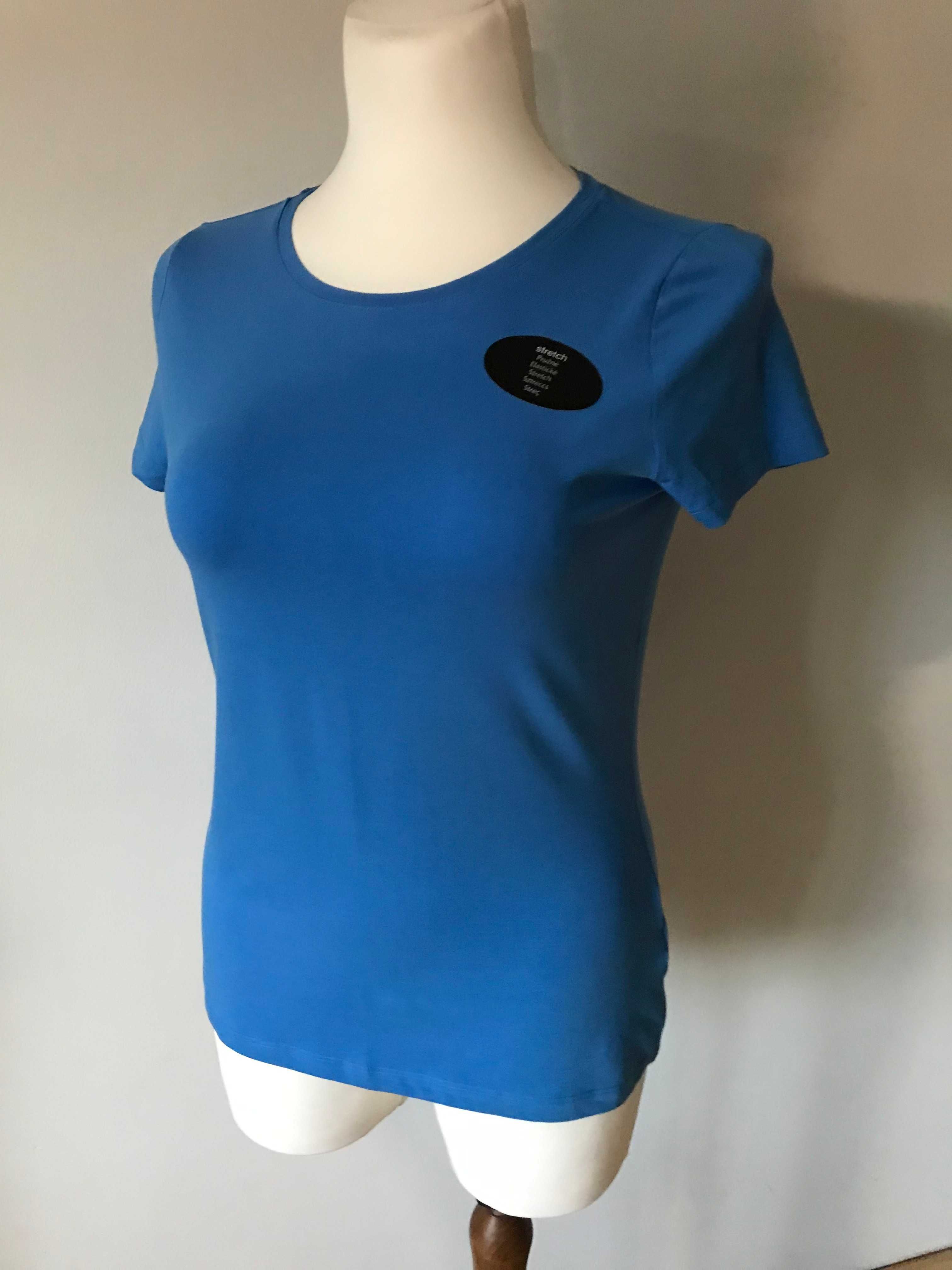 Błękitna gładka bluzka ze stretchem r.44 niebieska t-shirt