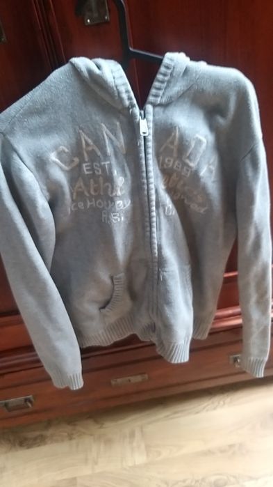 Sweter reserved rozm 158