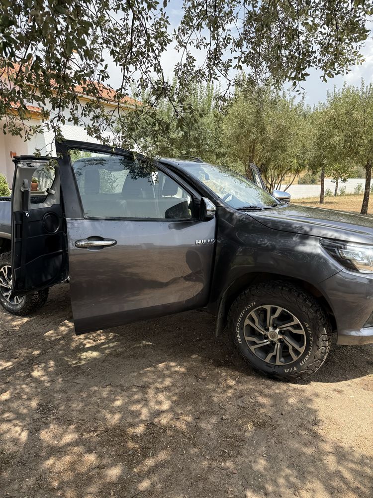 Toyota Hilux Trial 4x4