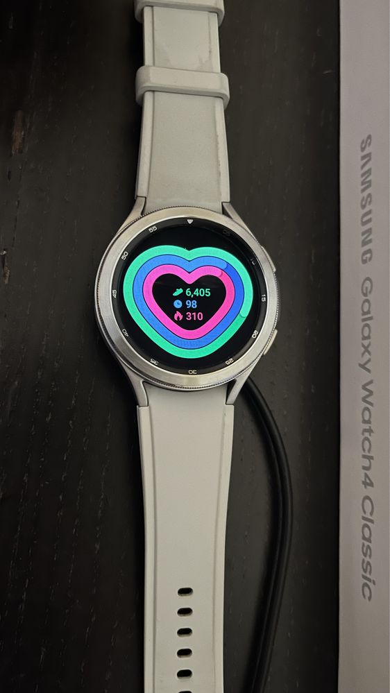 Samsung Galaxy Watch4 Classic