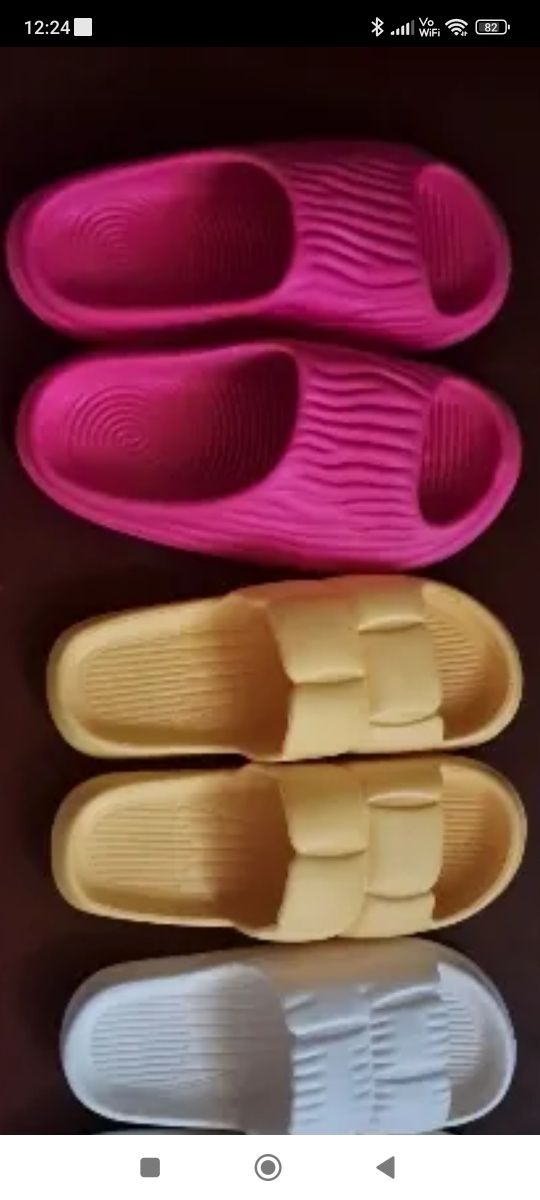 Klapki laczki slippers super soft pianka Barbie róż 24.5 cm