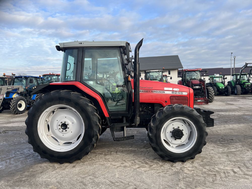 Massey ferguson 6245 nie malowany orginalne opony