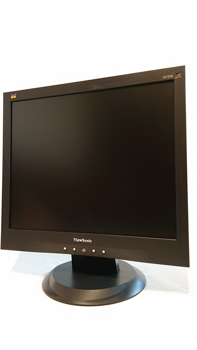 Монитор ViewSonic LCD 17 VA703B Черный