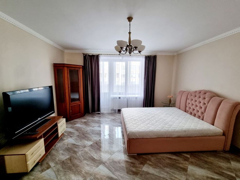 3 кімнатна,Зацепи 3в,автостанція,зал.вокзал