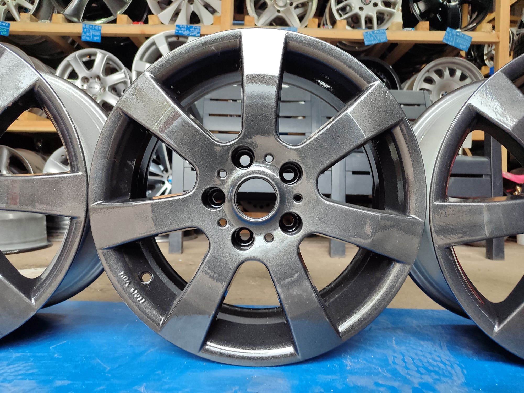 Диски R-16. 5×112. Dia-70.2. ET-38. J-6.5
