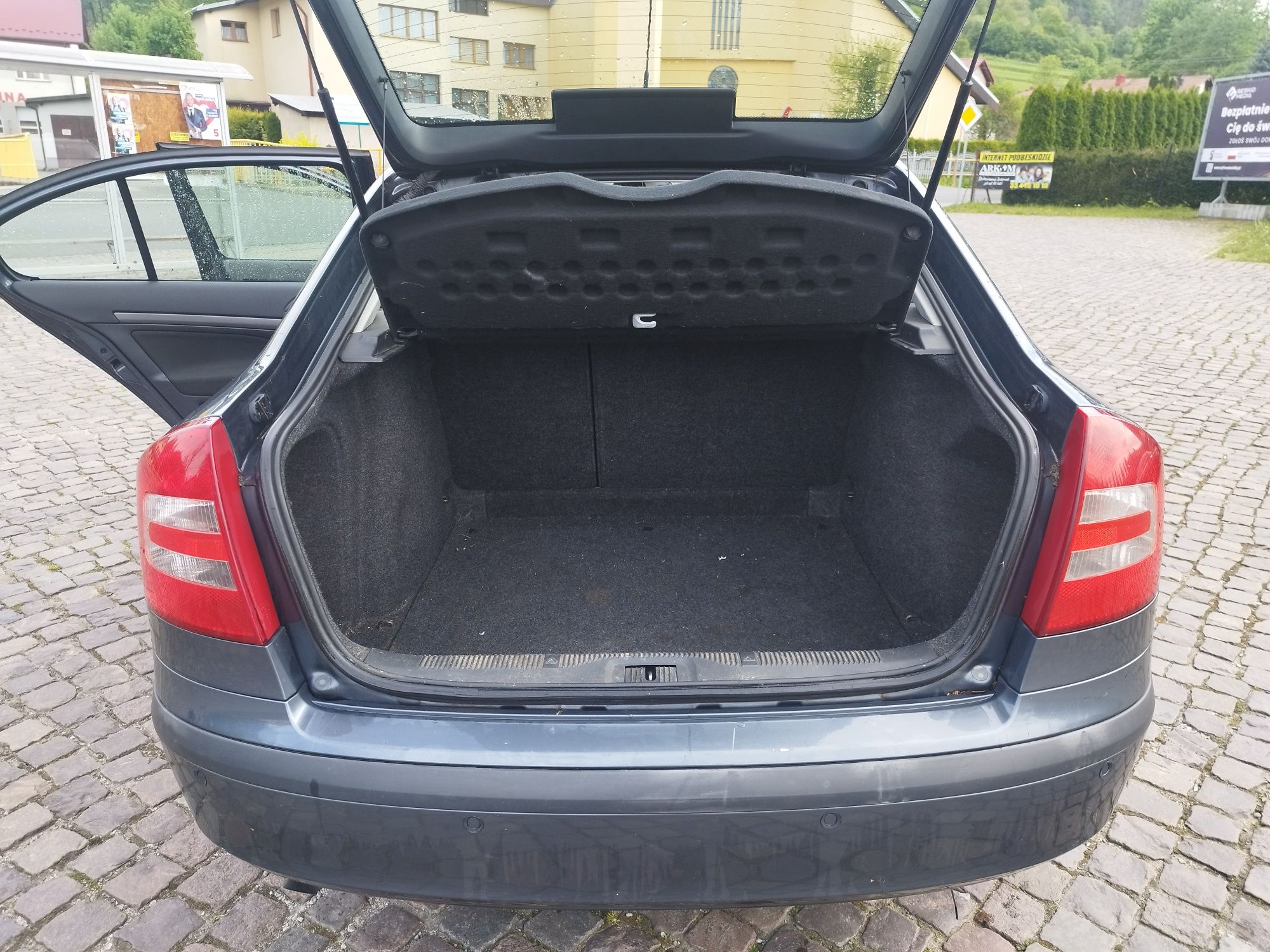 Skoda Octavia 1.6 Sr Klima