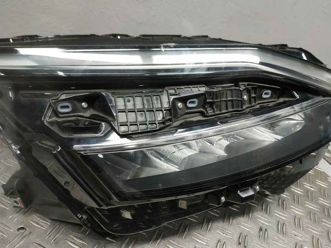 Nissan Qashqai J12 2021- Фара R після ремонту FA0699 260106UN0C