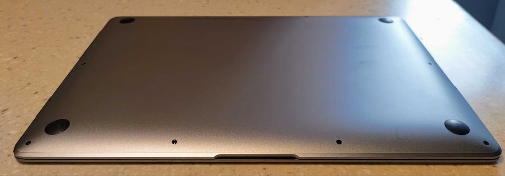 Apple MacBook Air 13" M1 16/256  private license